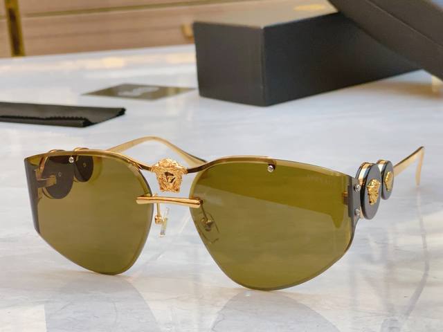 Versac* Versace New Sunglasses, Model: Ve6780, Size: 65Mm 16-145