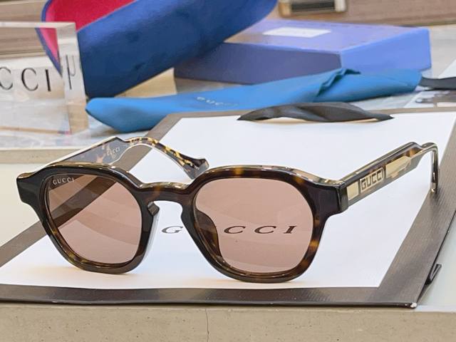 Gucci New Sunglasses, Model: Gg1730S, Size: 50Mm 21-145 M