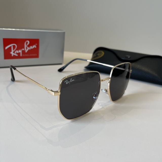 Rb2305 Ray-Ban, As One Of The Iconic Symbols Of The U.S. Air Force, Has Been Wid