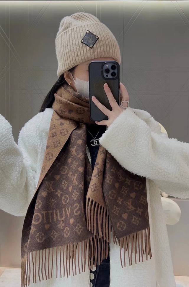 Premium Edition Now Available New Year's Gift Louis Vuitton Channel Exclusive Sp