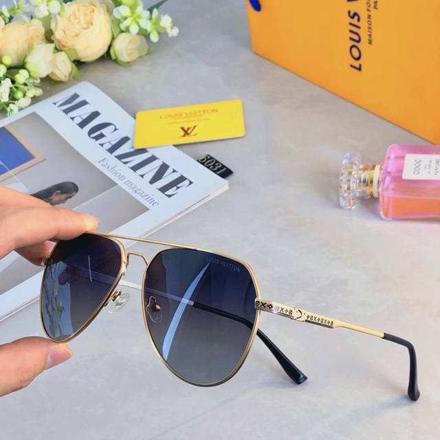 Louis Vuitton* Minimalist Everyday Versatile Sunglasses, Fashionable And Unique