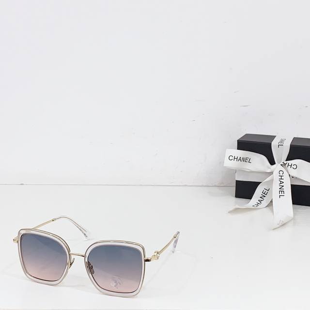 Chanel* Model: Ch2222 Size: 54 Cm 20-142