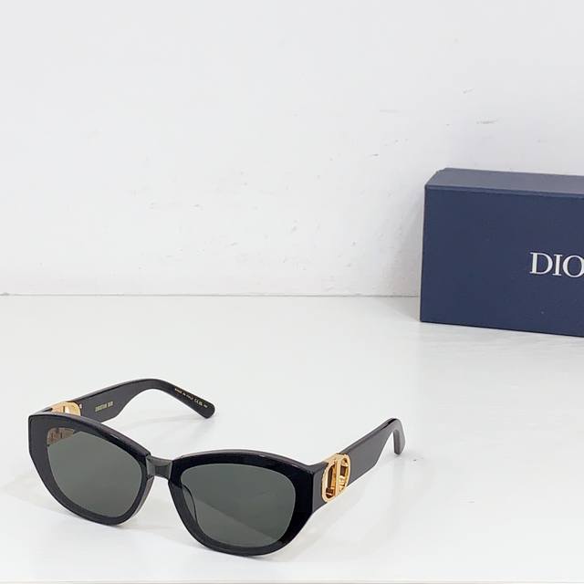 Dio* Model: 30Montaigneb5U Size: 55Mm 19-130