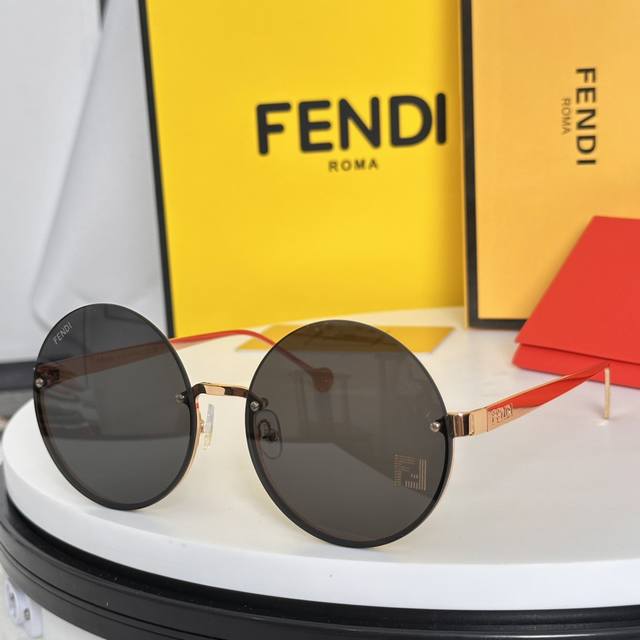 Fend*Model: Fe4078 Size:59 Mouths 18-143