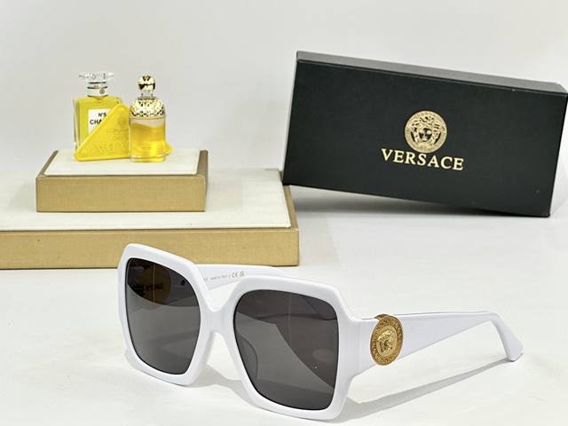 Versace Model: 4453 Size: 55Mm X 17Mm 145