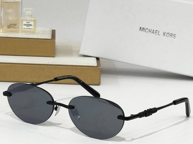 Michael Kors Model: Mk 1151 Size: 58Mm X 17Mm 140
