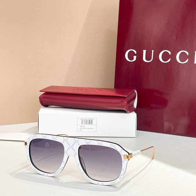Gucci*Model: Gg1309S Size: 52Mm 19-145
