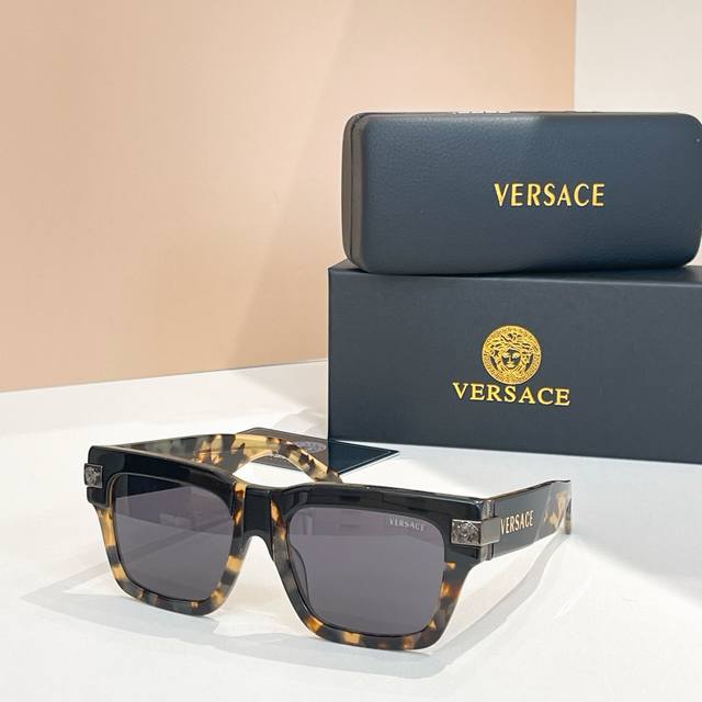 Versac*Model: Ve4464 Size: 60 Mm 16-140