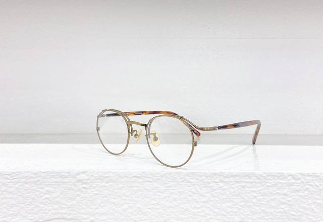 Vintage Gold Glasses Model: Kv-118 Size: 47Mm X 22-142Mm Titanium~~High Quality~