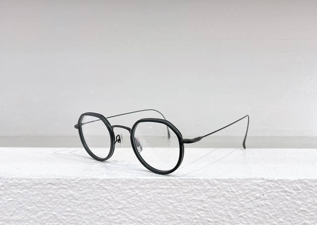 Vintage Gold Eyewear Model: Kv-126 Size: 45Mm 24-150 Titanium~~High Quality~~