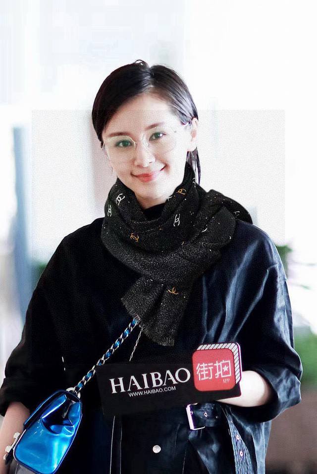A Shimmering Scarf. New Arrival, Custom-Made Silver-Thread Cashmere Fabric Long