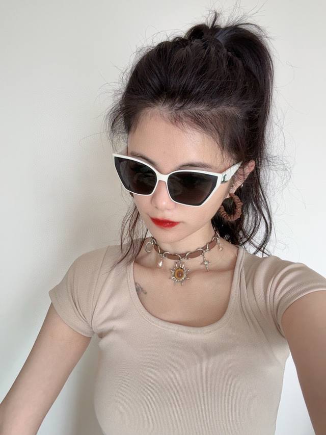 Chanel Oversized Sunglasses. Classic Square Frame Design, Flattering For All Fac