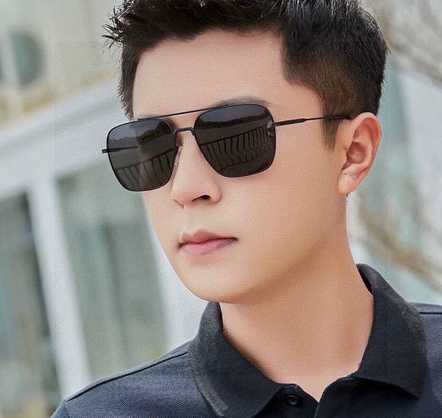 Lv High-Quality Unisex Sunglasses With Imported Polaroid Polarized Lenses, Frog-