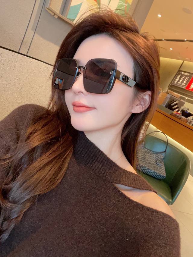 Dior 2025 Spring New Arrival Trendy Bestseller Fashionable Square Frame Polarize