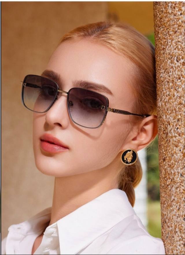 Louis Vuitto*High-End Fashion Chain-Style Temple Sunglasses, Fashionable Retro T