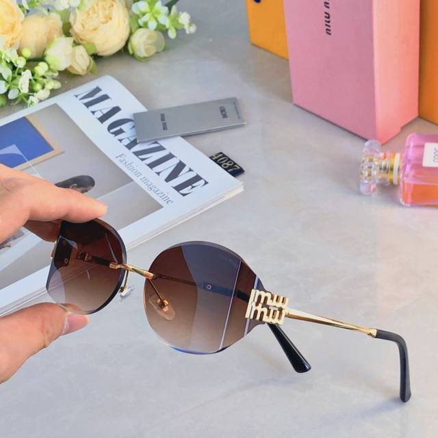 Miumi* Small Frame Oval Sunglasses European And American New Sweet And Spicy Gir