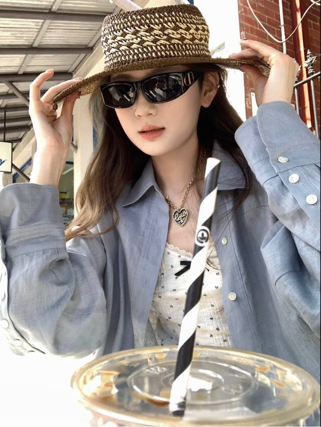 Dio* Dior New-Style Sunglasses, High-End Version, Model: Verydior S3F, Size: 61M