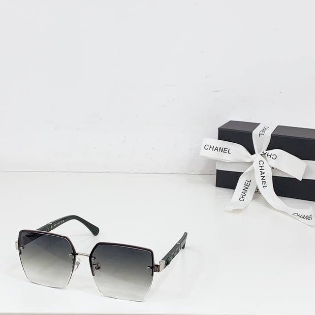 Chanel Model: Ch6061 Size: 62Mm 114-145