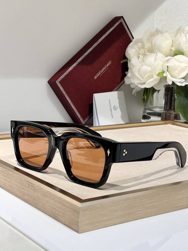 Jacques Marie Mag Model: Enzo Size: 51 X 23 Fashion Brand