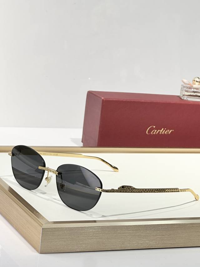 Cartier Model: Ct0486S Size: 60 X 18 140