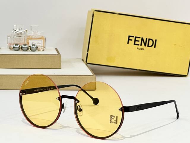 Fendi Model: Fe 4078 Size: 59-18-143
