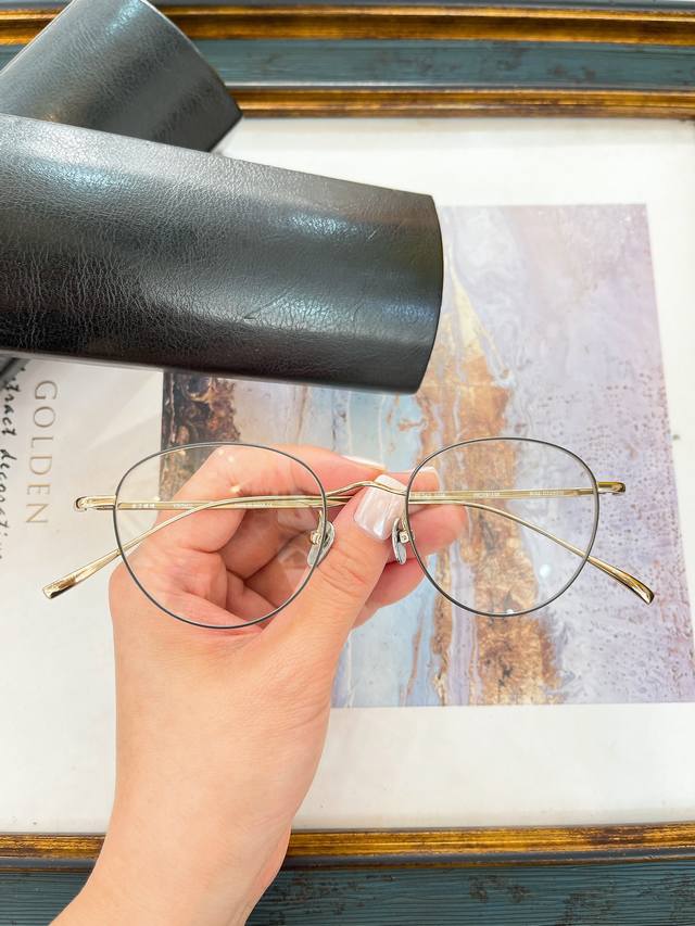 Vintage Gold Eyewear Model: Kv 262 Size: 49Mm 19-148 Titanium~~High Quality~~