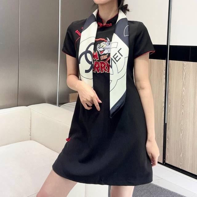 Chanel 25S New Arrival 18Mm Top-Quality Silk Double-Sided Same-Color 90Cm Square