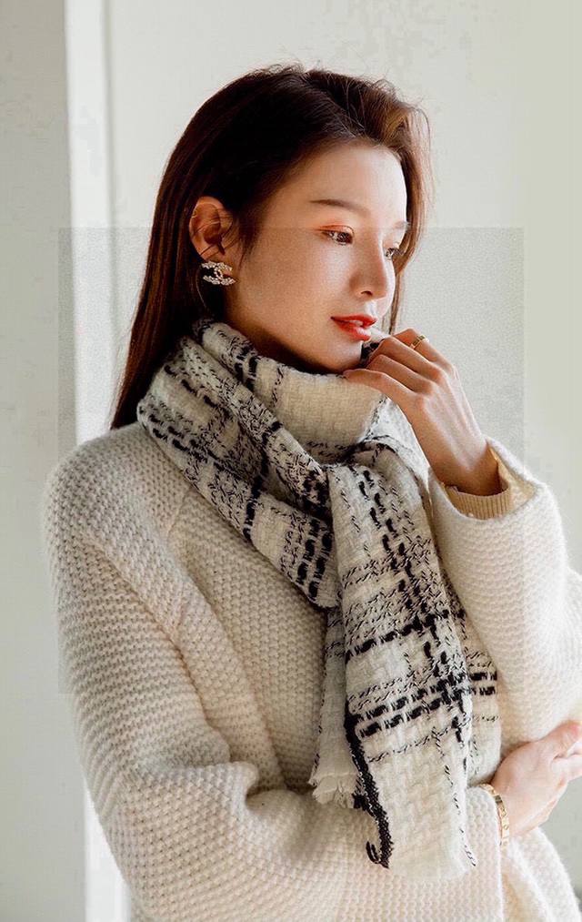 New Chanel Chanel's Most Beautiful Piece Of The Year, Double C-Woven Checkered S