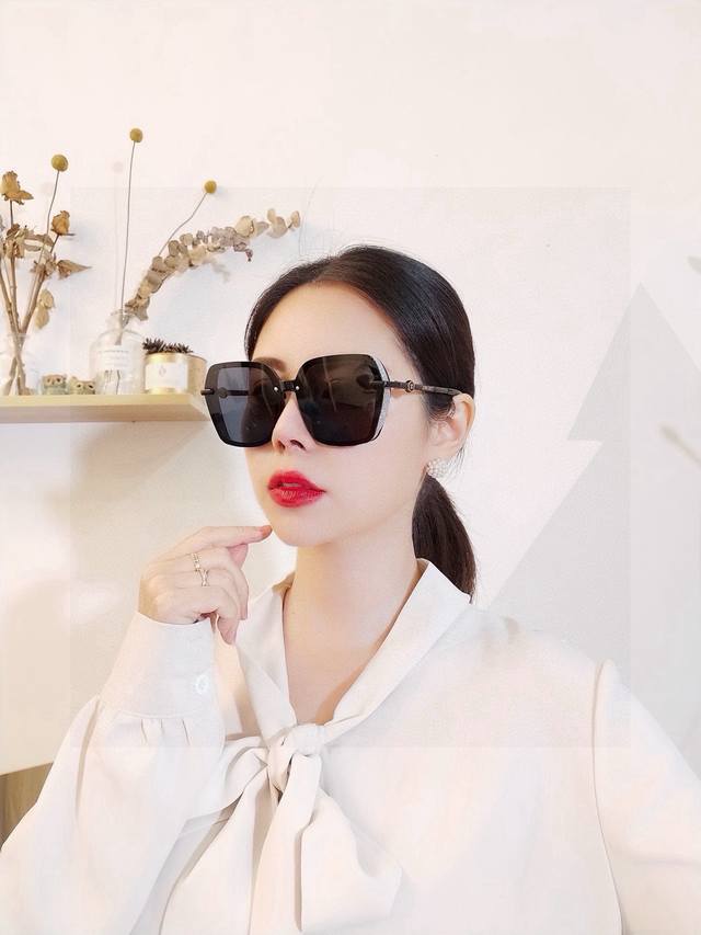 Chanel 2025 New Polarized Sunglasses: Trendy And Fashionable Women's Versatile F
