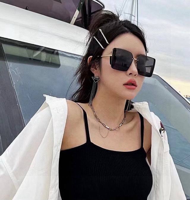 Tr Polarized Series Dior's Classic Square Frame Design Suits All Face Shapes, An