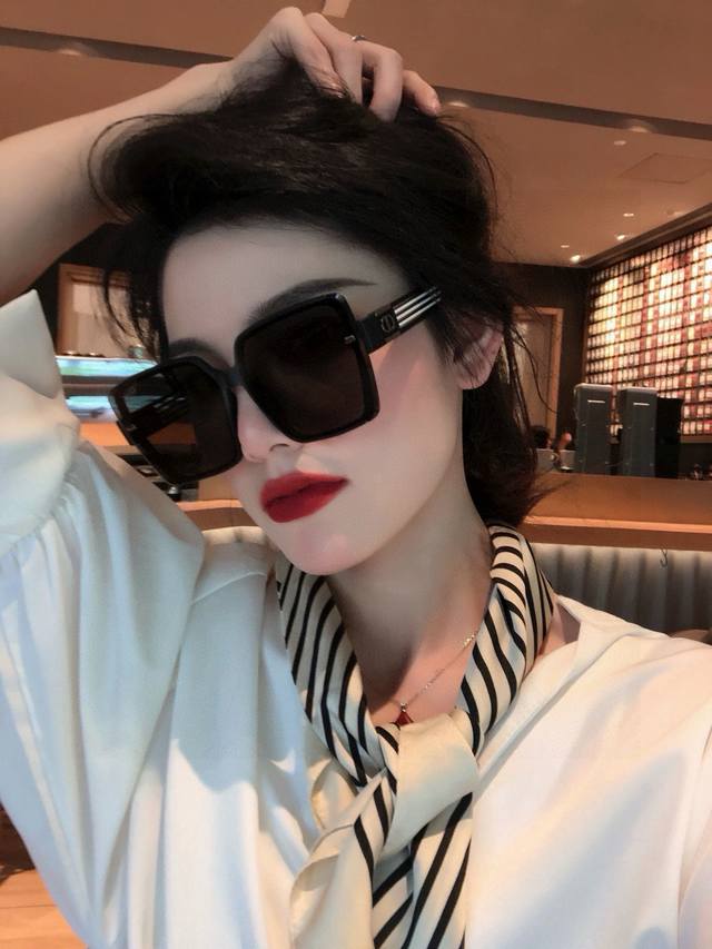 Dior Sunglasses 2025 Spring New Arrival, Trendy Bestseller, Fashionable Square F