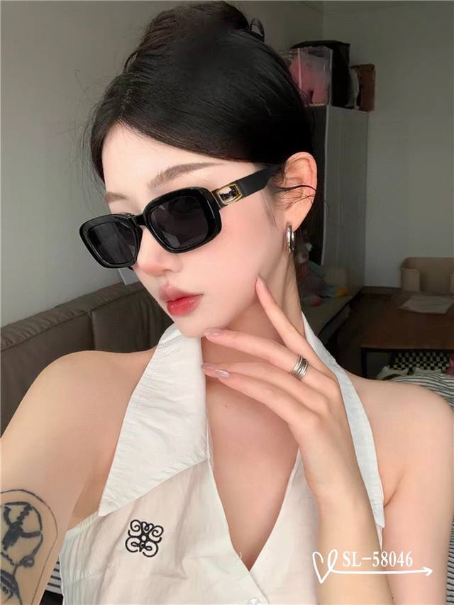 Saint Laurent - Ysl . Polarized Resin High-Definition Lenses . Tr90 Frame - Ligh