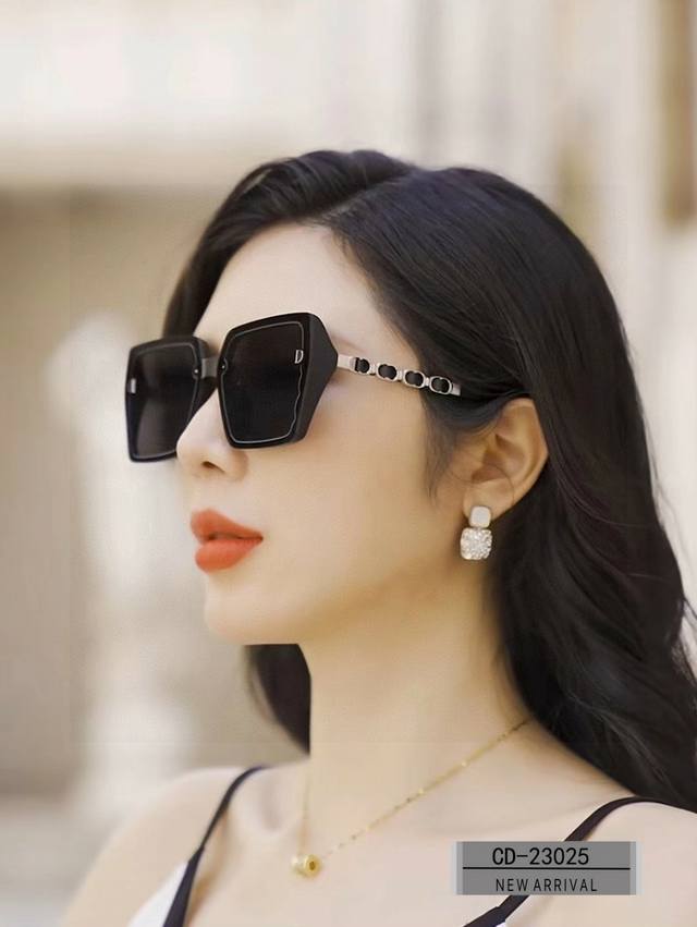 French Dior - Dior. Polarized Polycarbonate Lenses. Tr90 Frame, Lightweight And