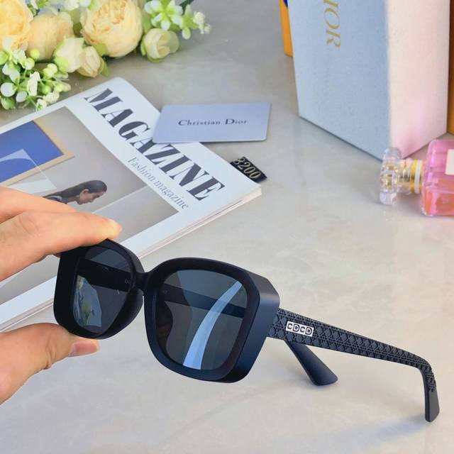 Dio* 2025 New Euro-American Influencer Street Style Wild Black Sunglasses For Wo