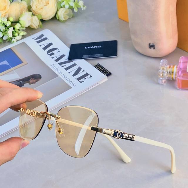 Chanel* Influencer Sunglasses For Women, Instagram Street Style Sunglasses, Fash