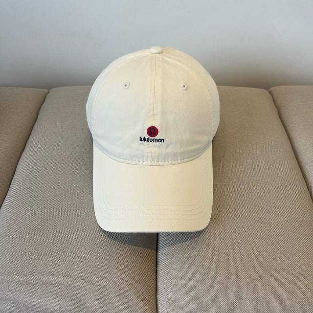 Lululemon Baseball Cap Fitness Enthusiasts Will Definitely Recognize Lulu~ Perfe