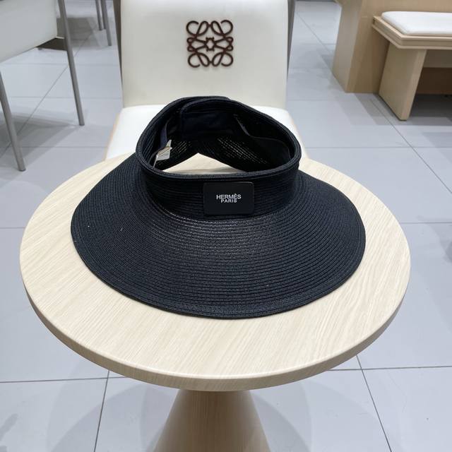 Herm S New Fine Braided Open-Top Hat, Woven Craftsmanship, Stylish Design, Must-