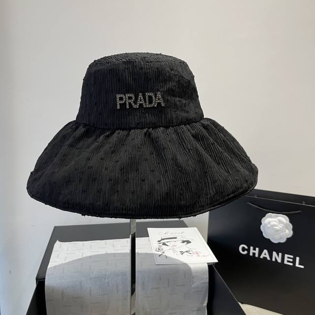 Prada New Sun-Blocking Fisherman's Hat, Uv-Protective Fabric Hat, Foldable, Head