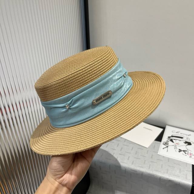 Miu Miu New Flat-Top Hat, High-End Custom-Made, Head Circumference 57 Cm