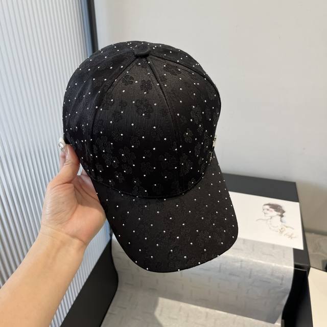 Lv New Duckbill Hat, Head Circumference 57Cm