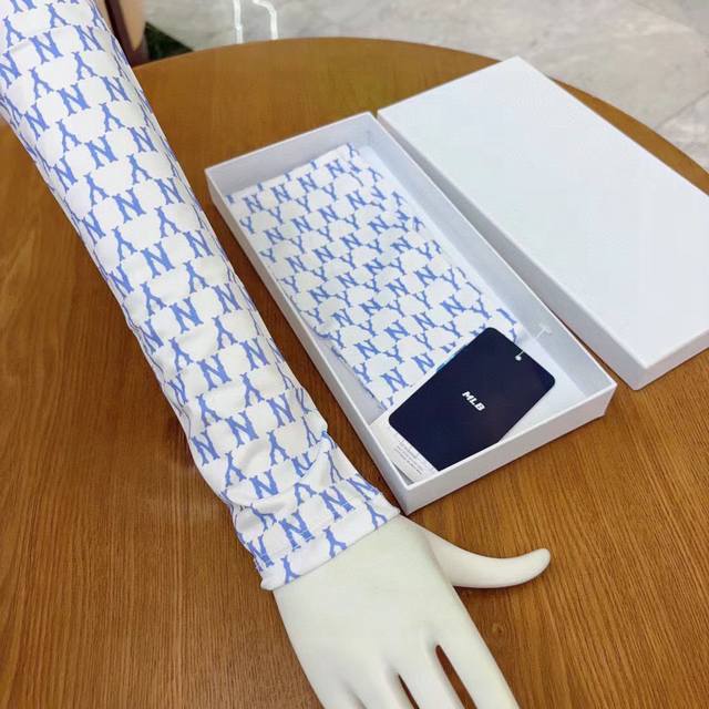 Korean Mlb Ice Sleeves Outdoor Uv-Protective Arm Sleeves For Seniors Ny Brand: M