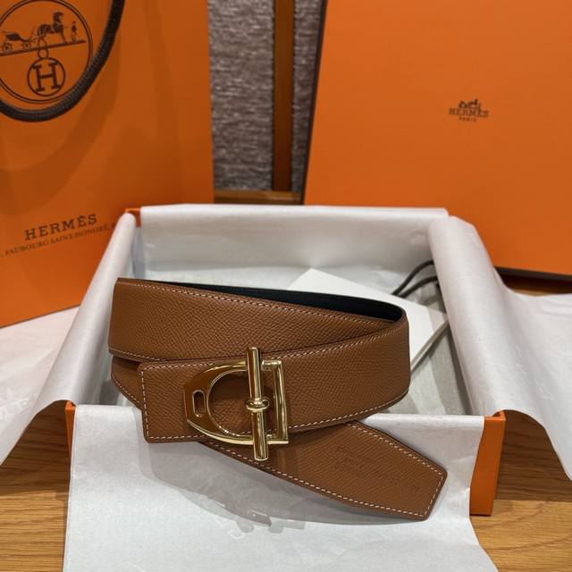 Home New Metal Men's Belt This Piece Combines Two Iconic Elements Of The H Brand