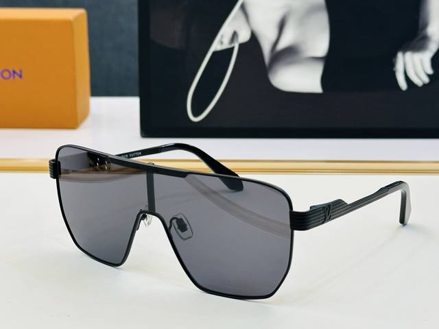 Louis Vuitton Z2080U Metal Frame Square-Shaped Men's Sunglasses Size: 148Mm 3-14