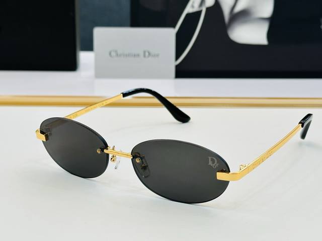 Dio* Dior Cat29Gnm Size: 58Mm 17-143 Spring/Summer Sunglasses K With Elegant Tem