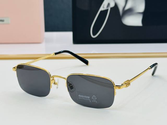 Mua52Wv Size: 55Mm 22-140 Fashionable And Stylish, Featuring A Smile Design. Fd