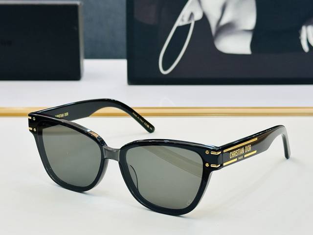 Dio* Dior Dsgta31Ucr Size: 54Mm 18-145 Spring/Summer Sunglasses. Xl-Sized Temple