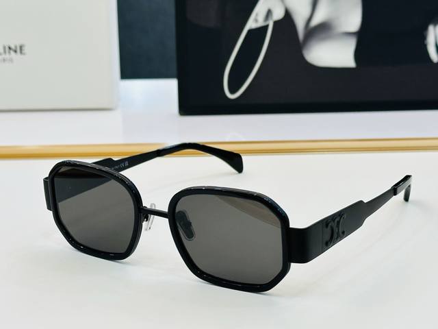 Celine Cl40332F Size: 52Mm X 22-145Mm A Consistently Popular Style With A Europe