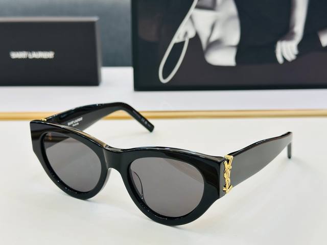 Trending Bestseller Saint Laurent Sl M94 Size: 53Mm 20-145 Metal Design B Playfu