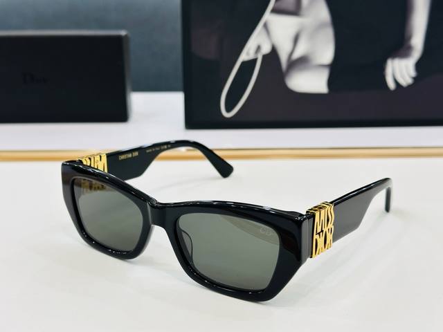 Dio* S1F Dior Size: 55Mm 19-143 Spring/Summer Sunglasses With Elegant Engraved D