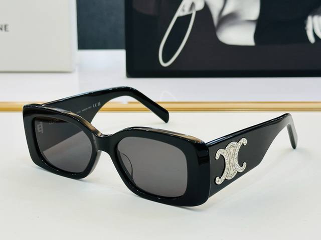 Celine Cl40288 Size: 53Mm 17-145 Arc De Triomphe Temple Sunglasses High-End Vers